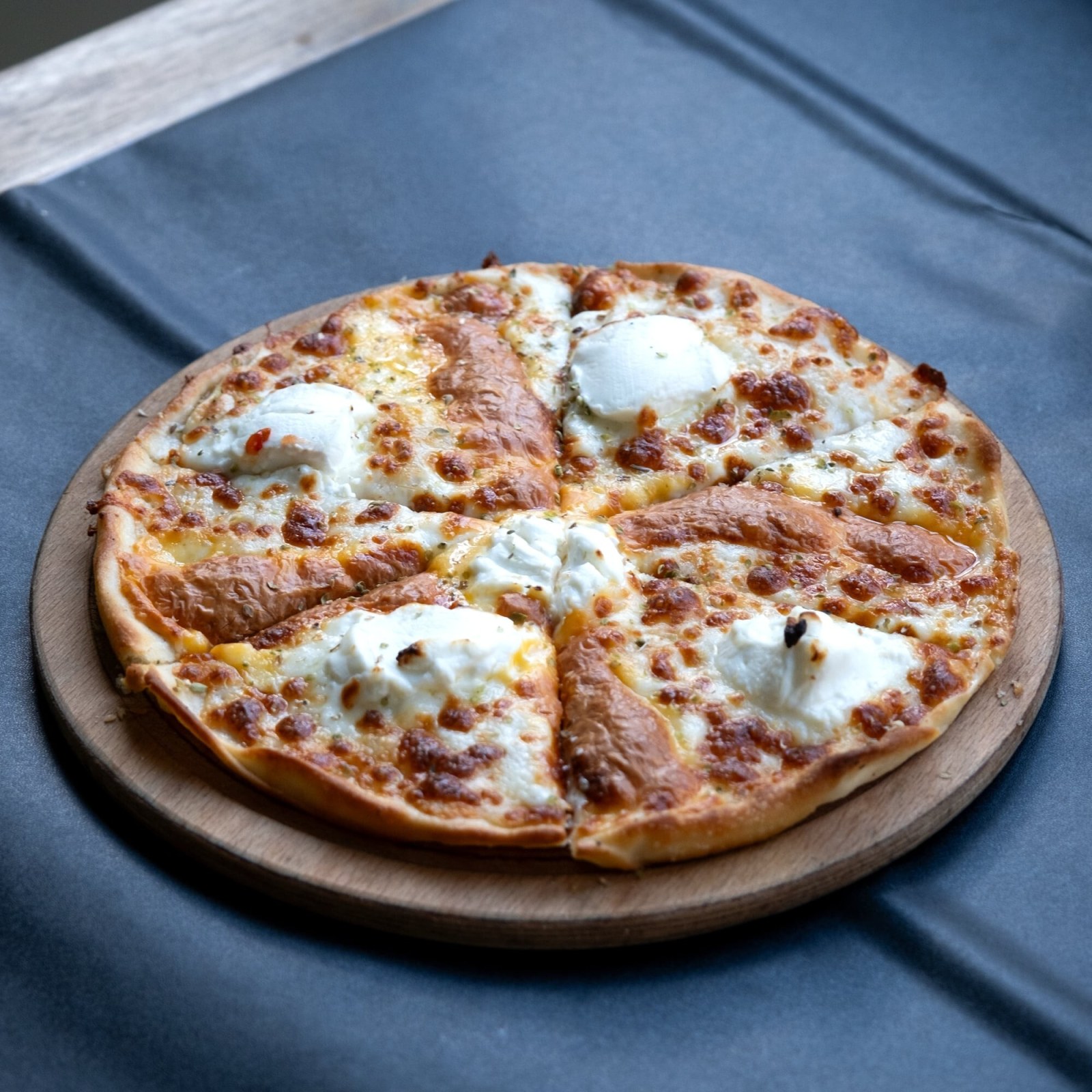 Üç Peynirli Pizza (Büyük)