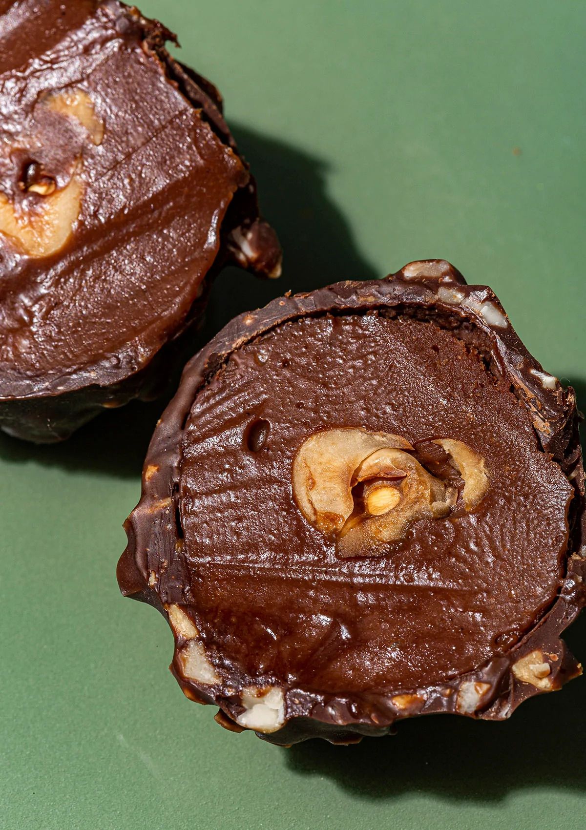 Creamy Hazelnut Truffle (Adet)