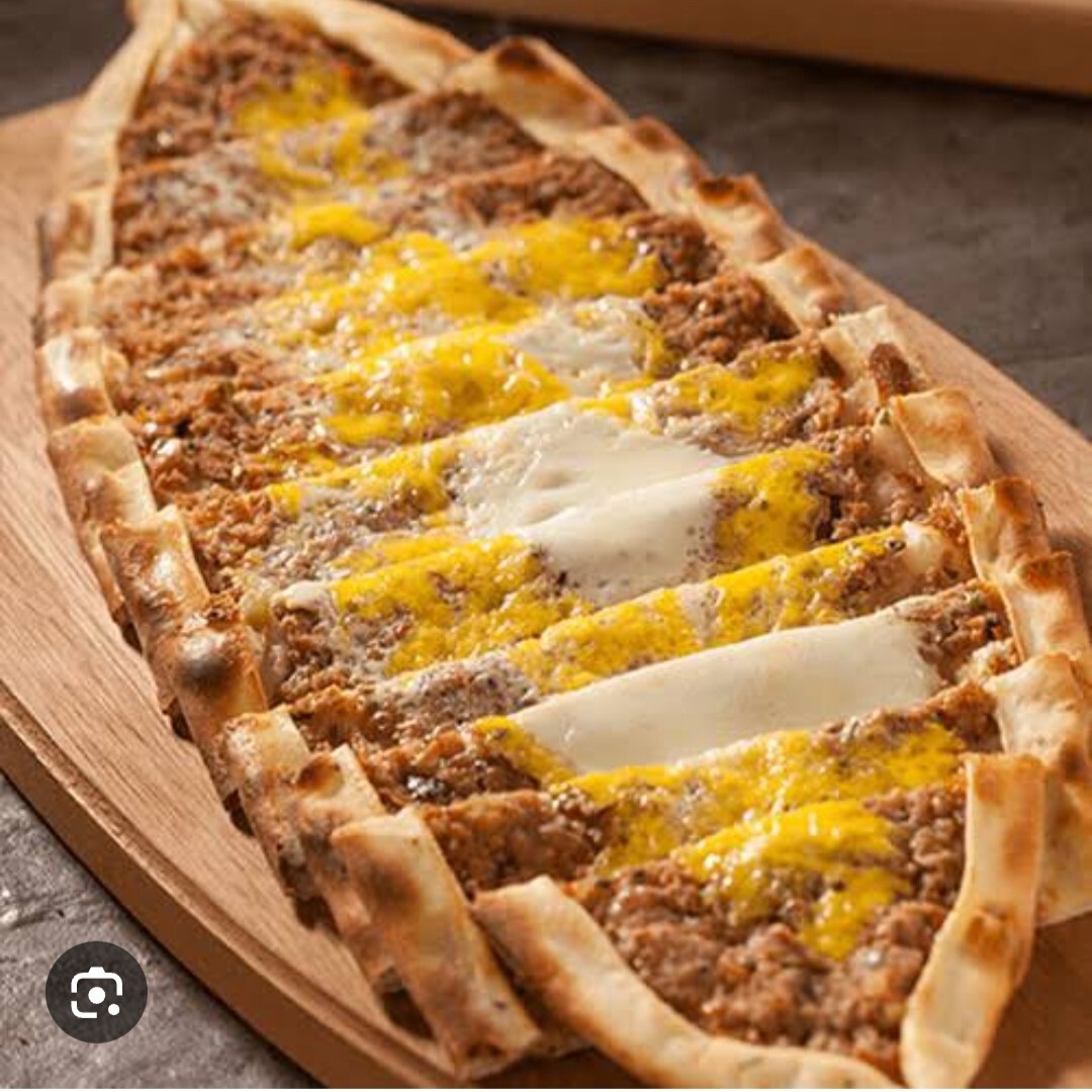 Kıymalı Yumurtalı Pide 1.5 Porsiyon