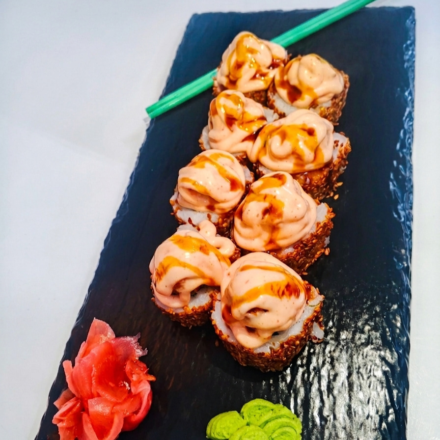 Dynamite Chicken Roll (8 Pcs)