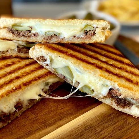 Kavurmalı Tost