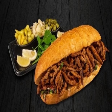 Ekmek Arası Et Tantuni