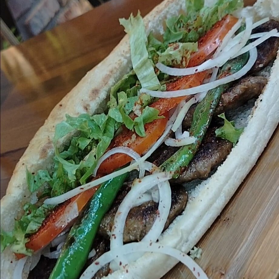 Ekmek Arası Köfte (6 Adet Köfte) (180 gr)