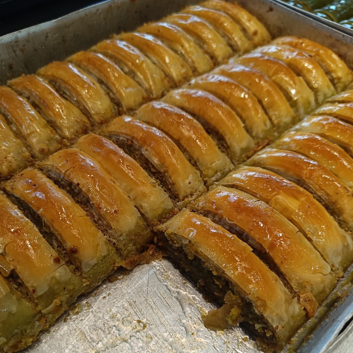Fıstıklı Tereyağlı Kaburga Baklava 500 Gr