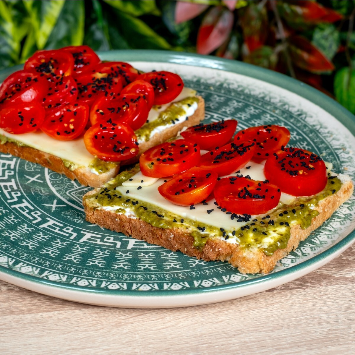 Pesto Soslu Bruschetta