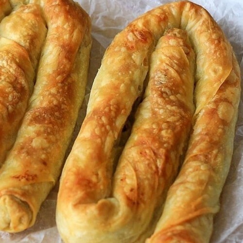 Karışık Sarıyer Böreği