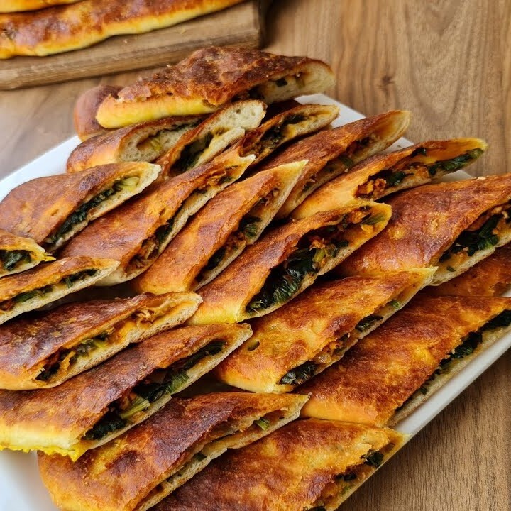 Ispanaklı Pide