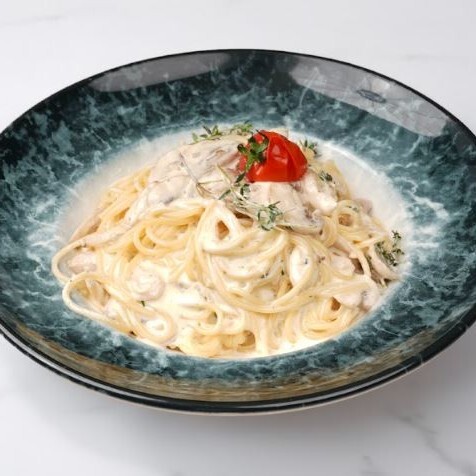 Spagetti Kremalı Mantarlı Tavuklu
