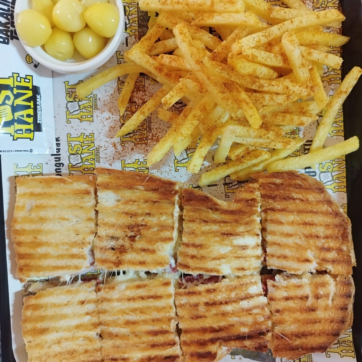 Pastırmalı Ordu Tostu