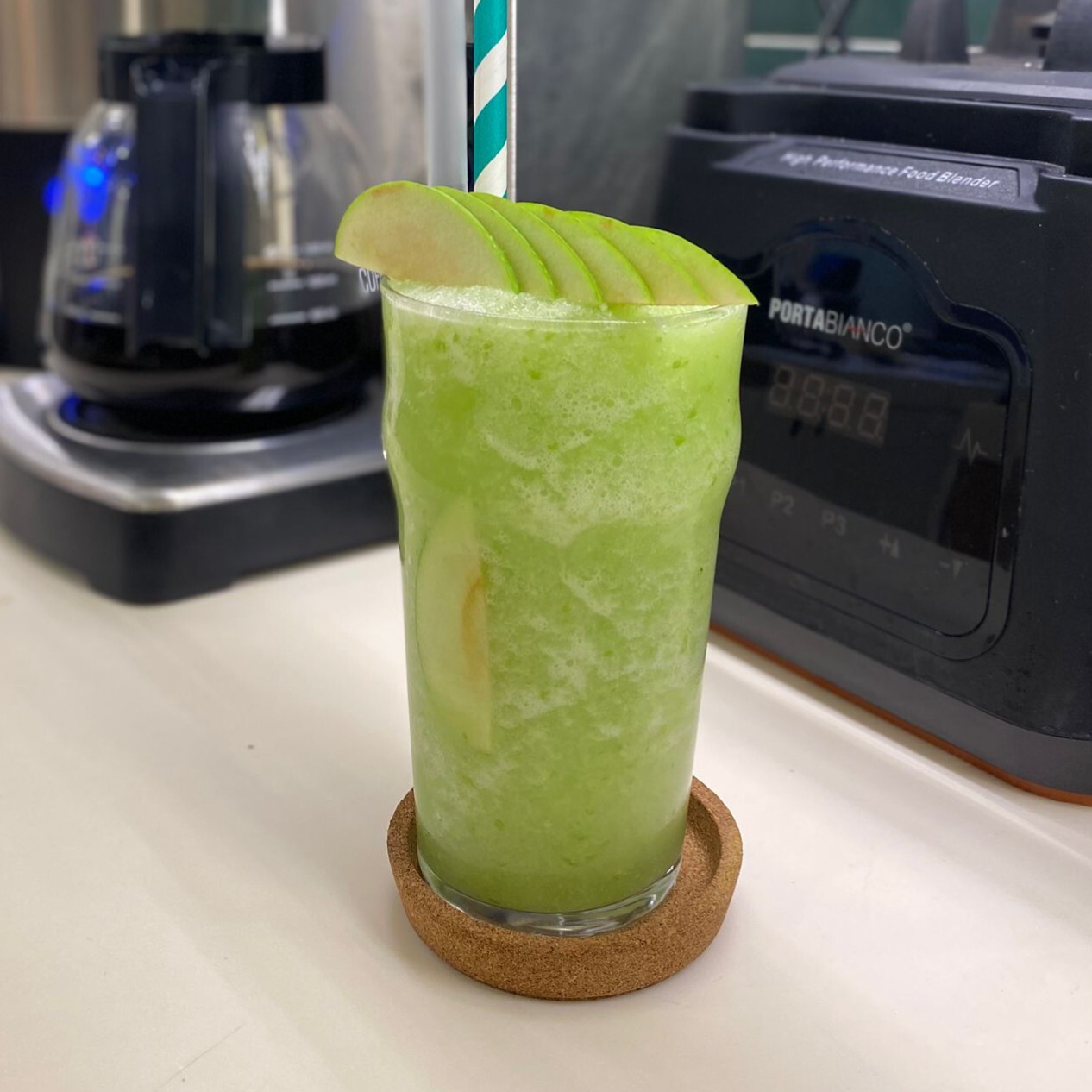 Ekşi Elma Smoothie