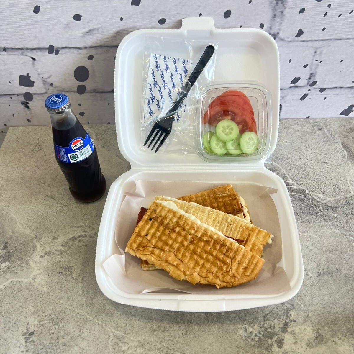 Seçeceği Tüm Tost + Pepsi (20ml)