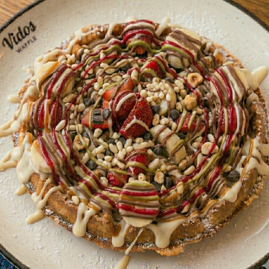 Frambuazlı Waffle (Büyük Hamur)