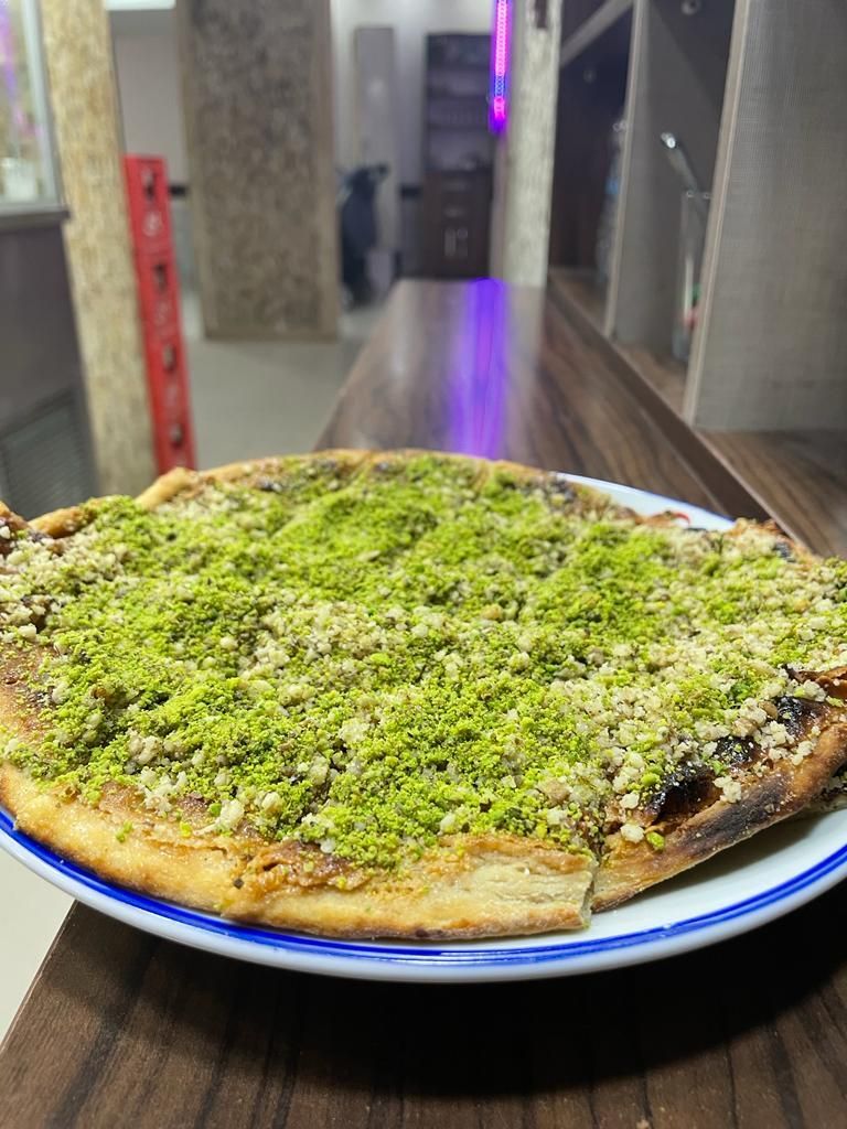 Tahinli Pide