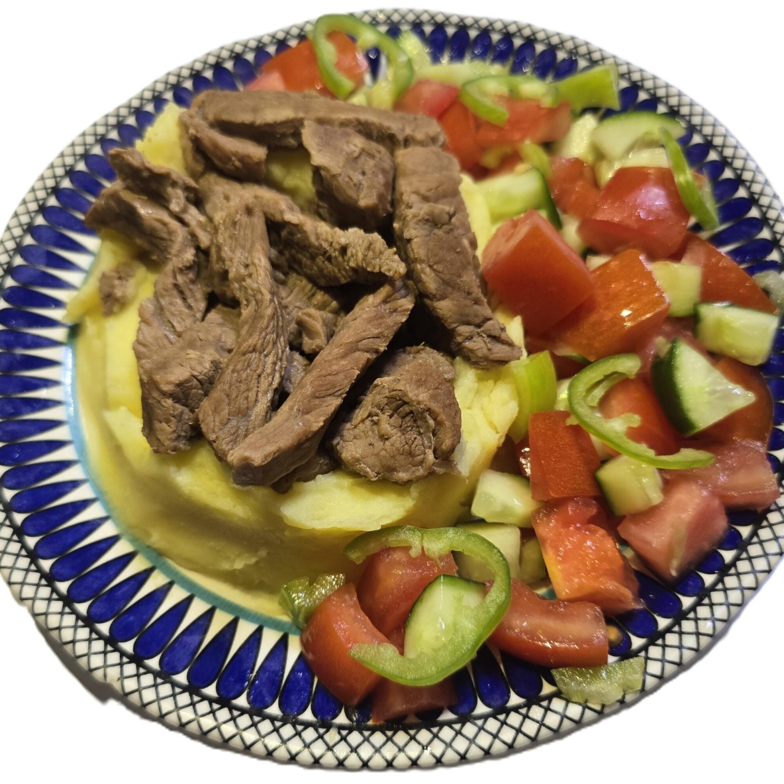 Püre Üstü Kavurma Ve Çoban Salata