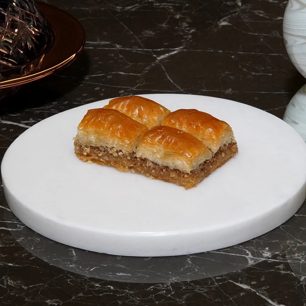 Cevizli Baklava (1 Kg)