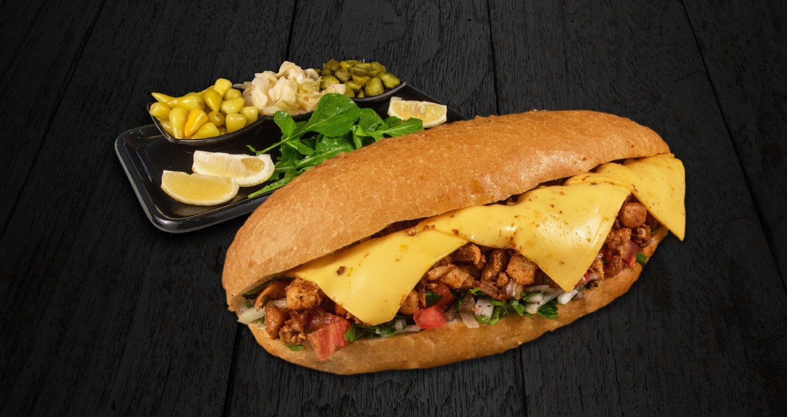 Cheddarlı Tavuk Tantuni Ekmek
