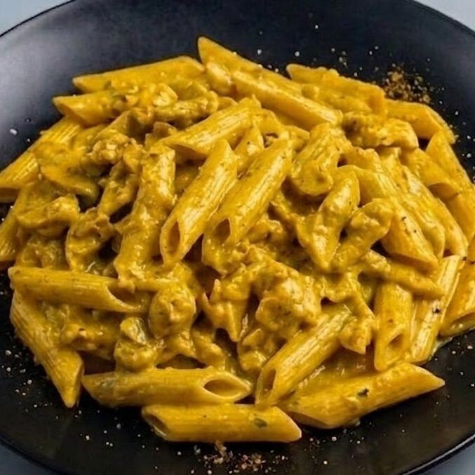 Köri Soslu Makarna