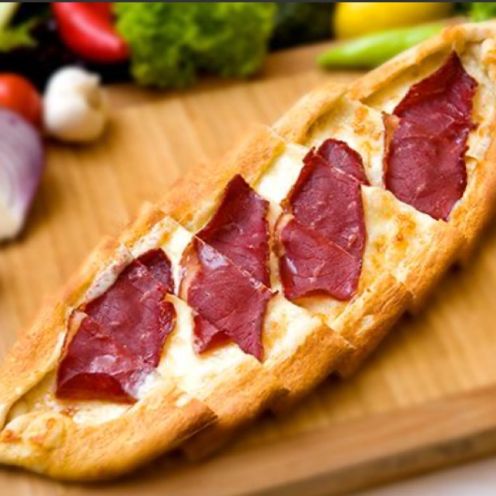Pastırmalı Pide