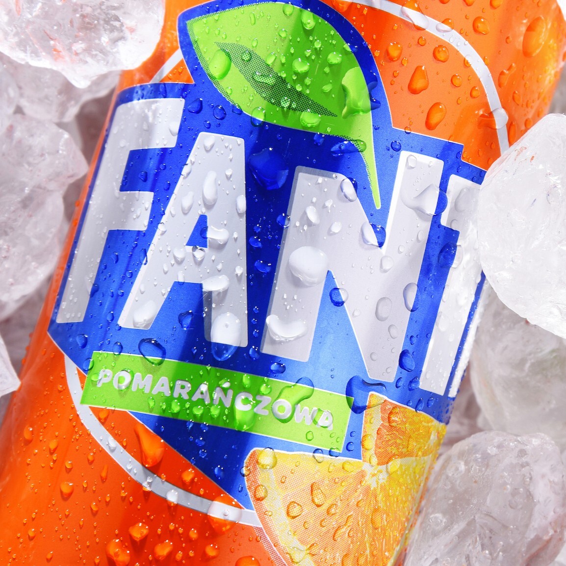 Fanta ( 330 ml. )