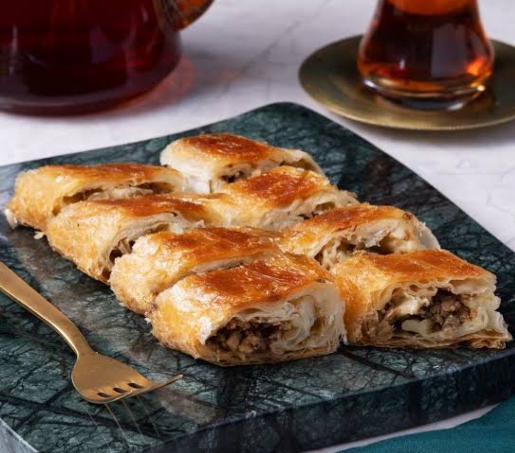 Kıymalı Börek (Porsiyon)