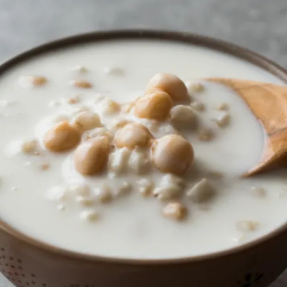 Soğuk Ayran Aşı Çorbası