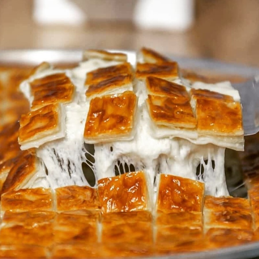 Adana Peynir Kaşarlı Börek (1 Kg)