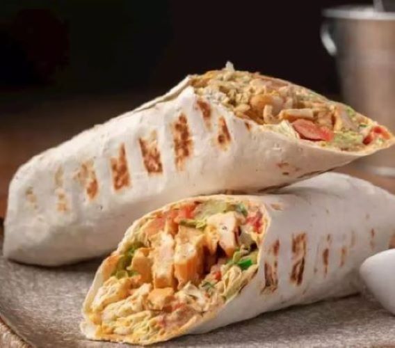 Mozzarellalı Tavuklu Wrap