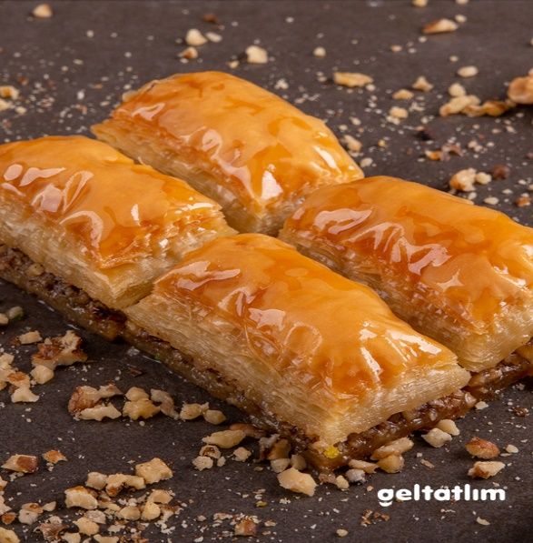 Cevizli Baklava (1 kg.)