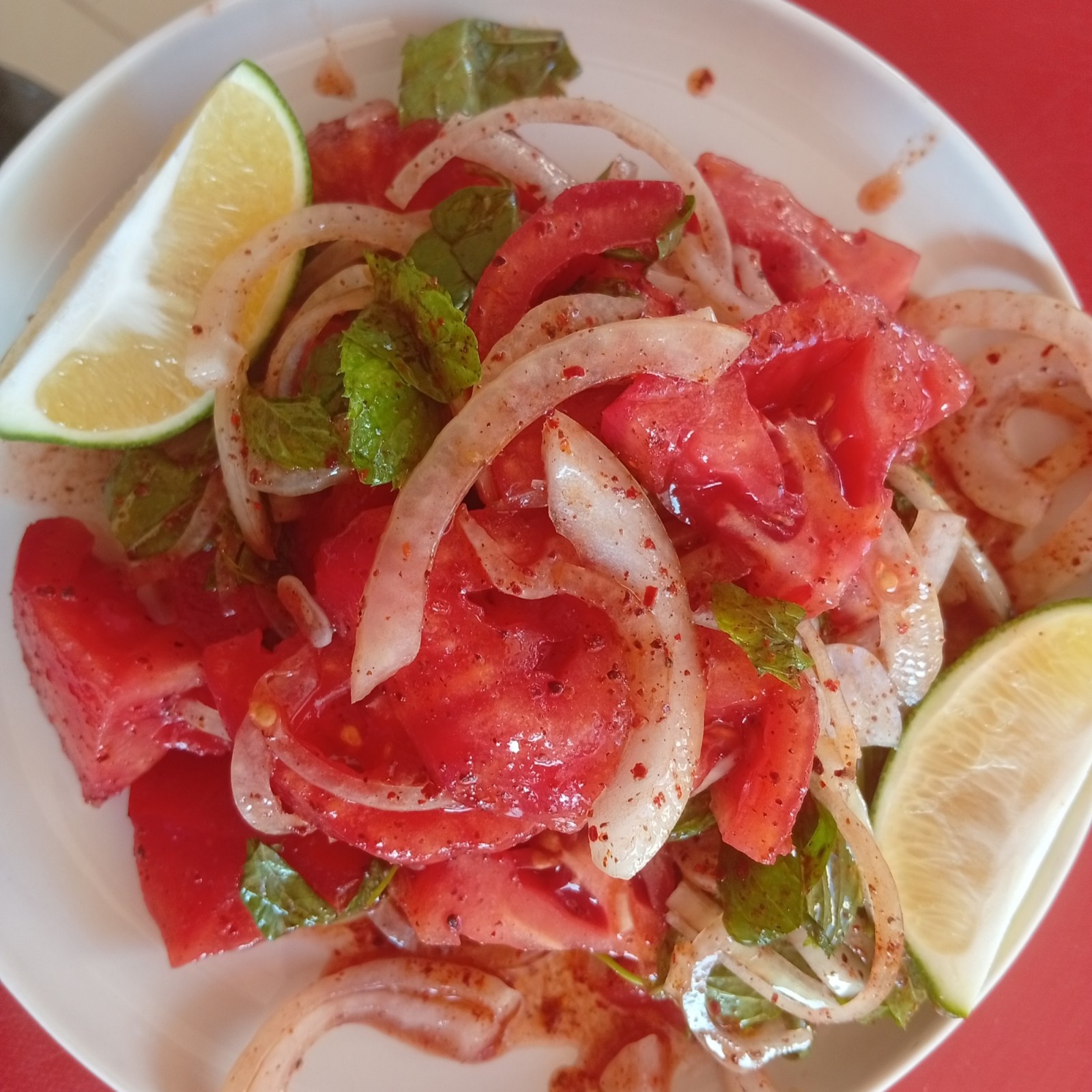 Domates Salatası