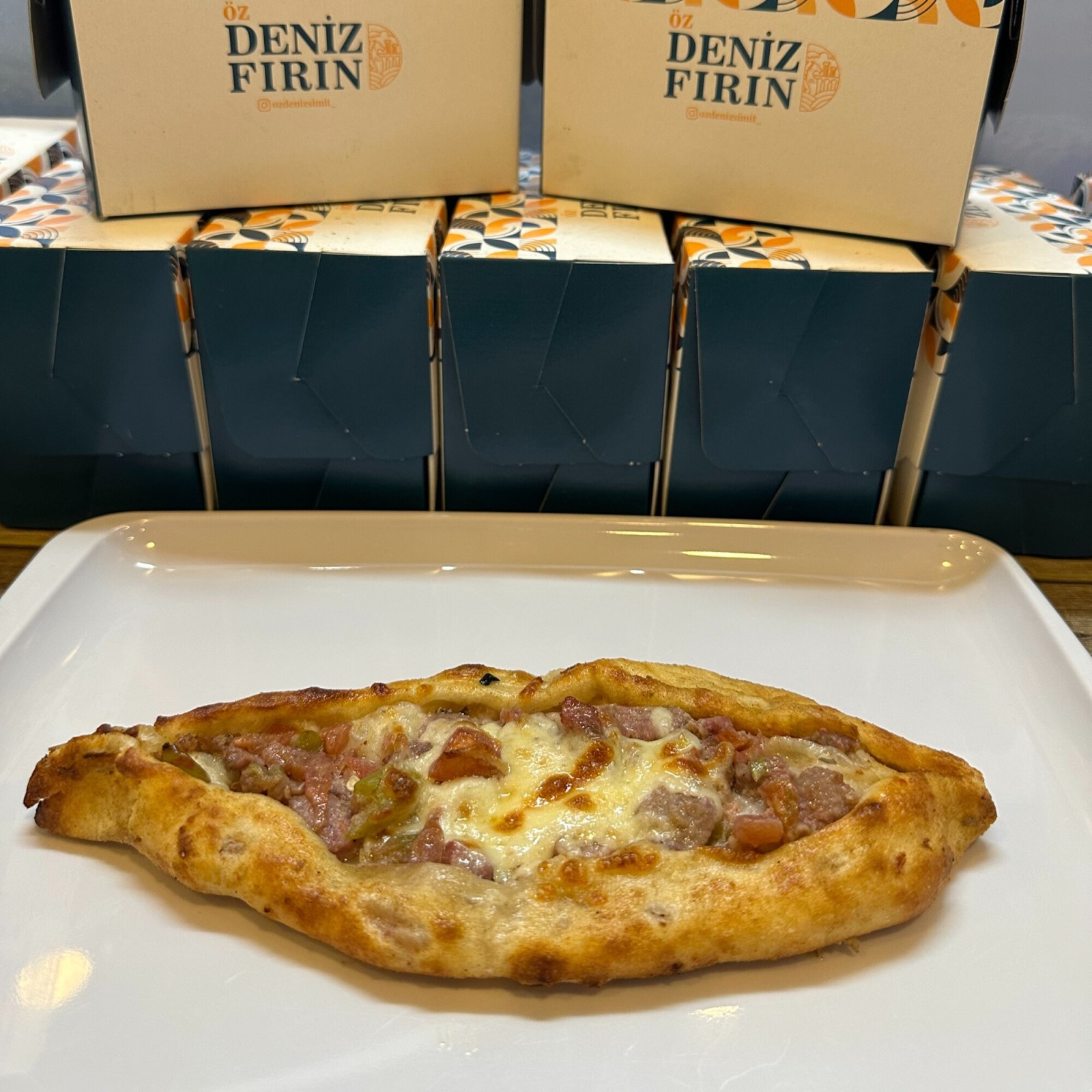 Mini Pide(Kuşbaşılı Kaşarlı)
