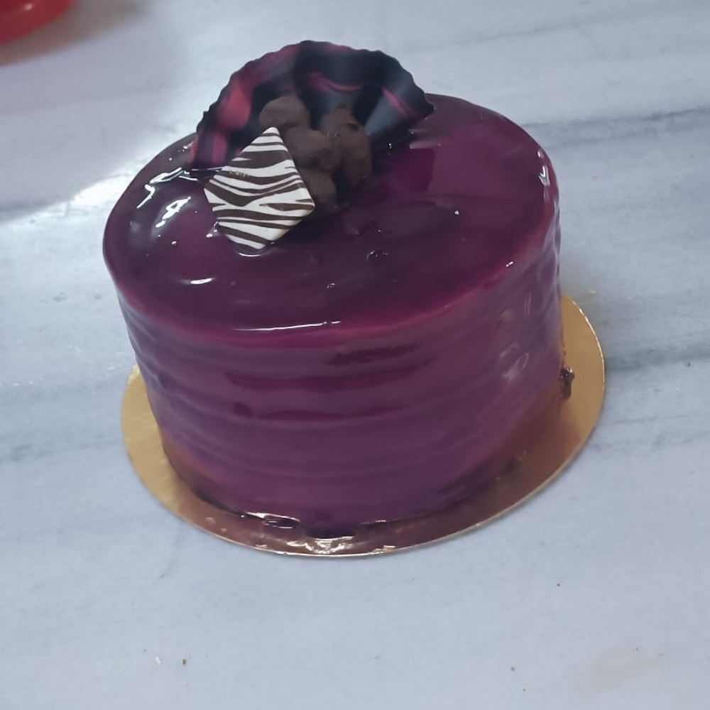 Böğürtlen Ve Çikolatalı Pasta (6-8 Kişilik)