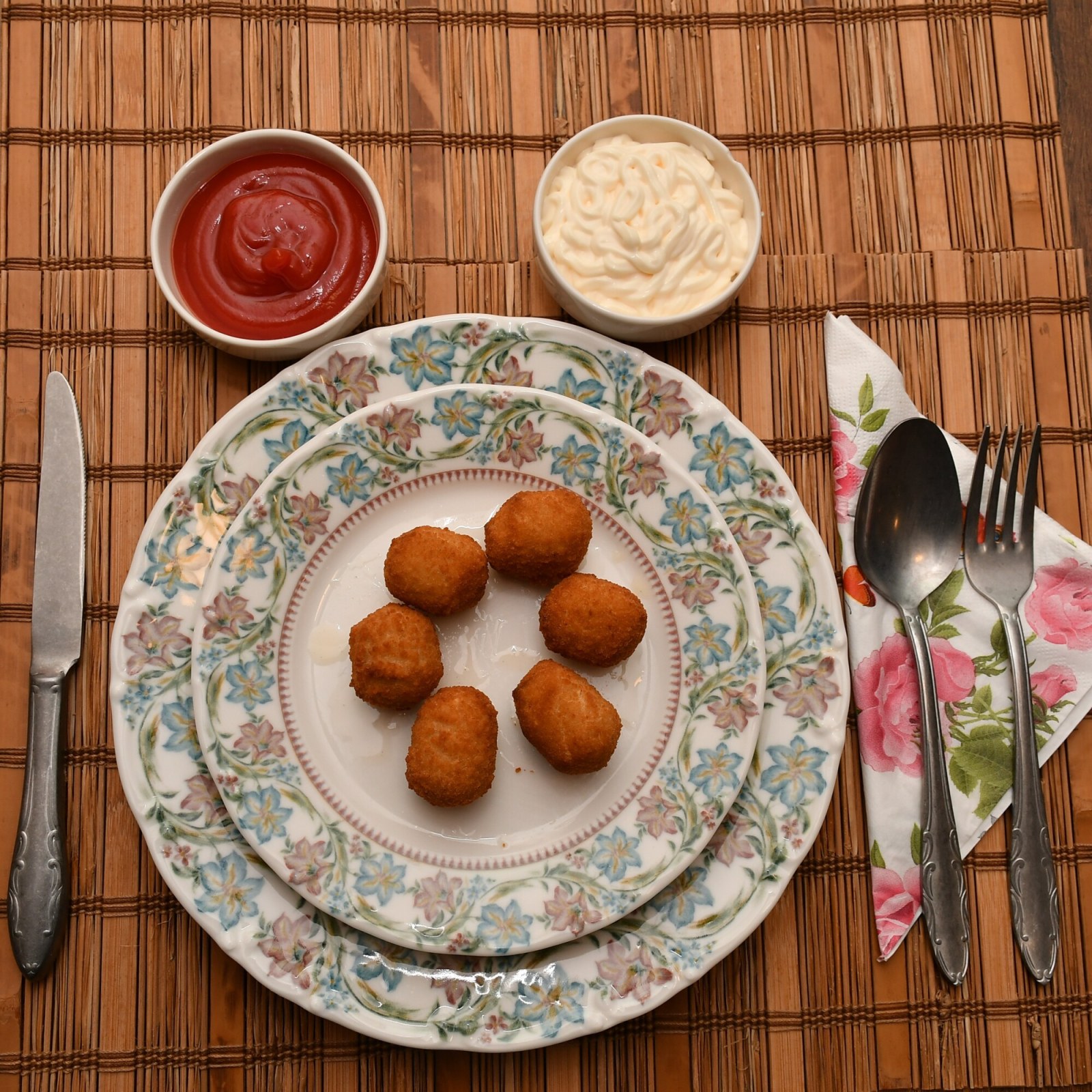 Ispanak Peynirli Dolgulu Patates Kroket