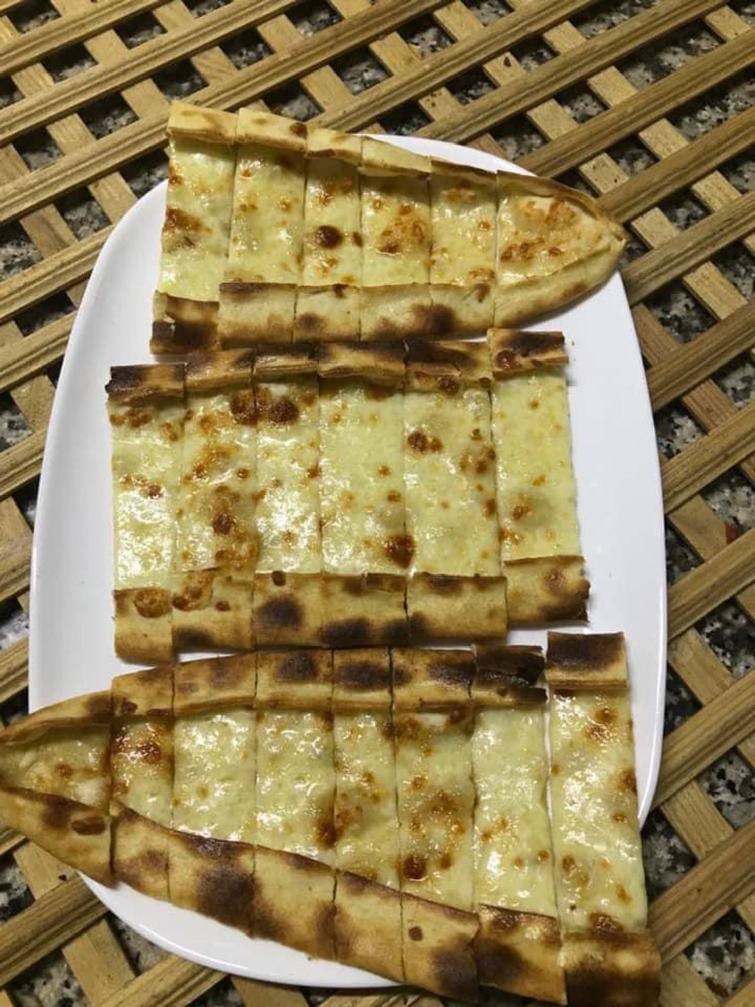 Kaşarlı Pide