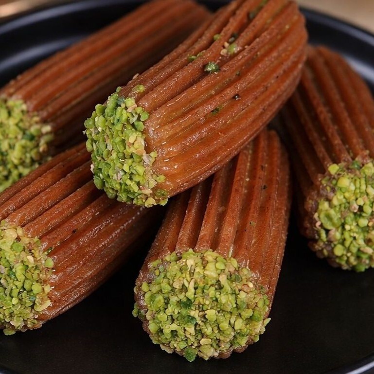 Antep Fıstık Dolgulu Tulumba (500 gr)