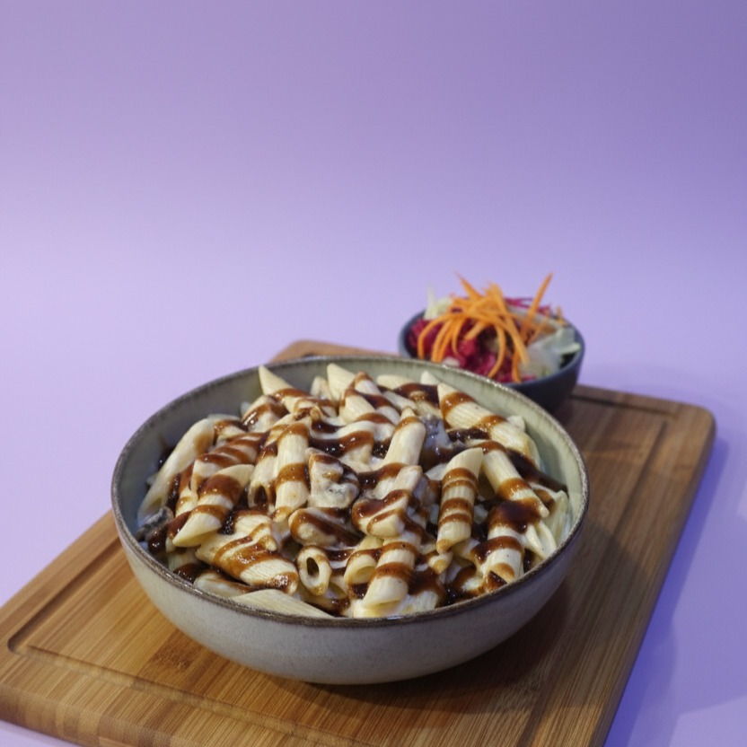 Tavuklu Barbekü Soslu Penne (Mantarsız) + İçecek