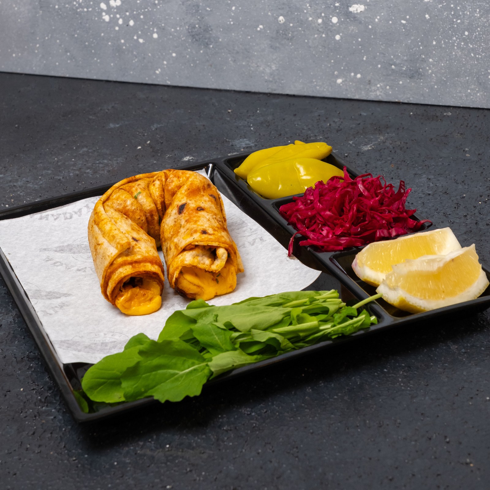 Cheddarlı Tavuk Tantuni Dürüm (90 gr)