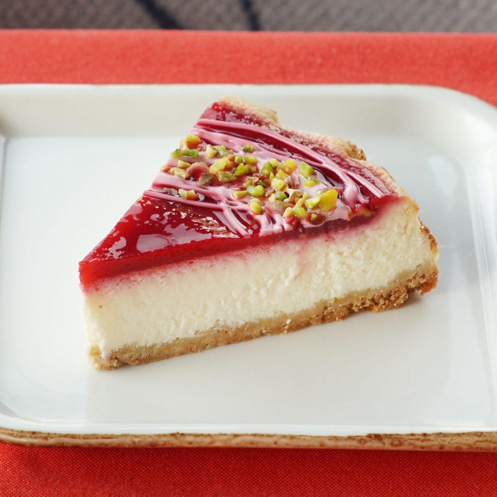 FRAMBUAZLI CHEESECAKE