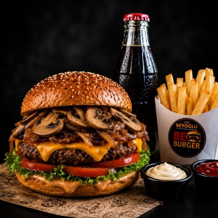Mantarlı Beyburger Menü
