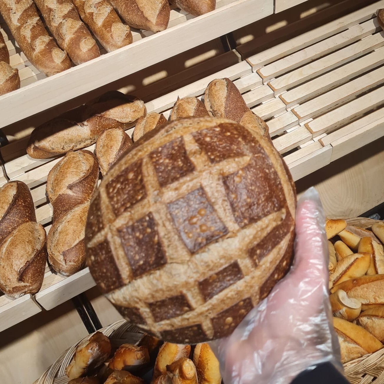Ekşi Mayalı Tam Buğday Ekmek (350)