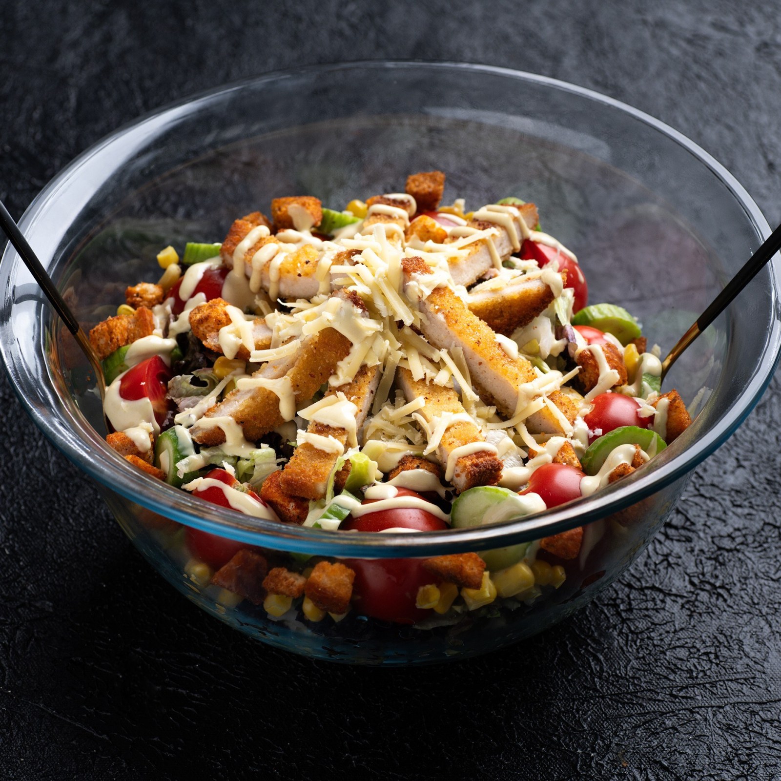 Schnitzel Sezar Salata