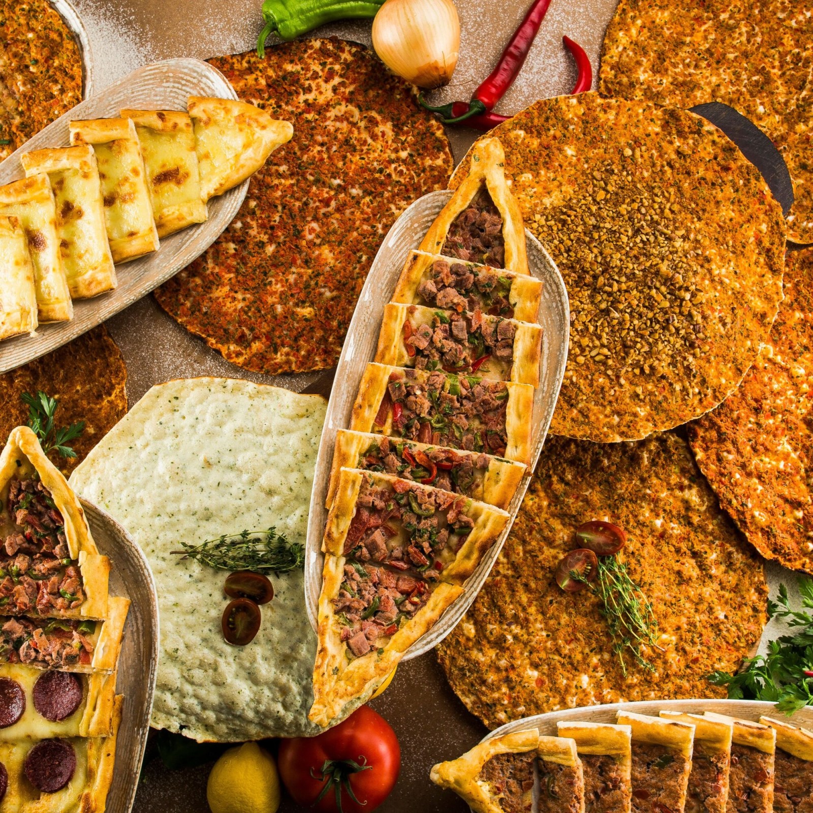 Çılgın Menü-10 Lahmacun 2 Karışık Pide🔥