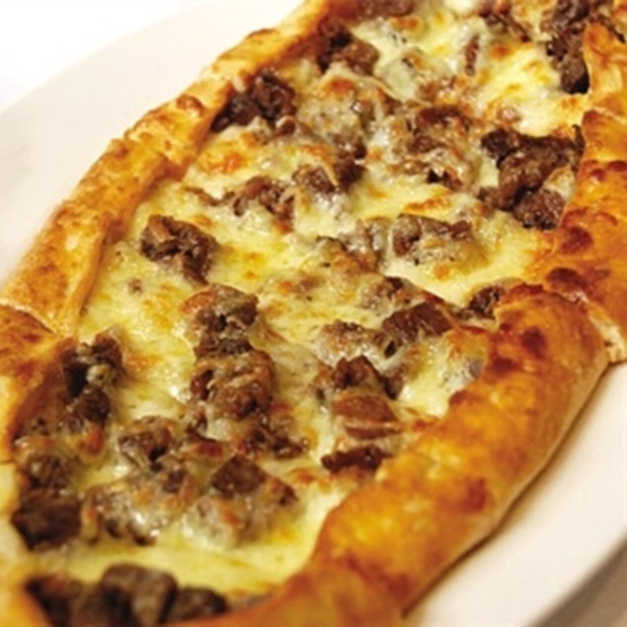 Kavurmalı Yumurtalı Pide Menü