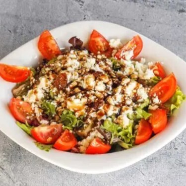 Üç Peynirli Salata