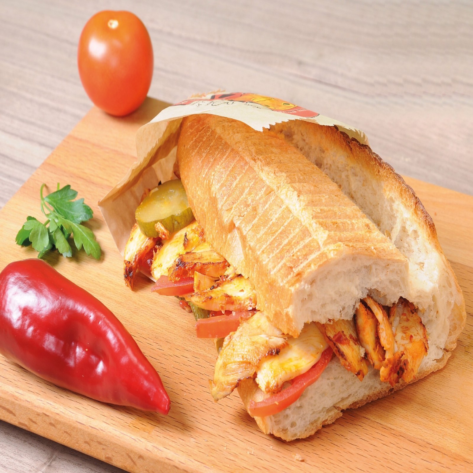 Yarım Ekmek Tavuk Döner