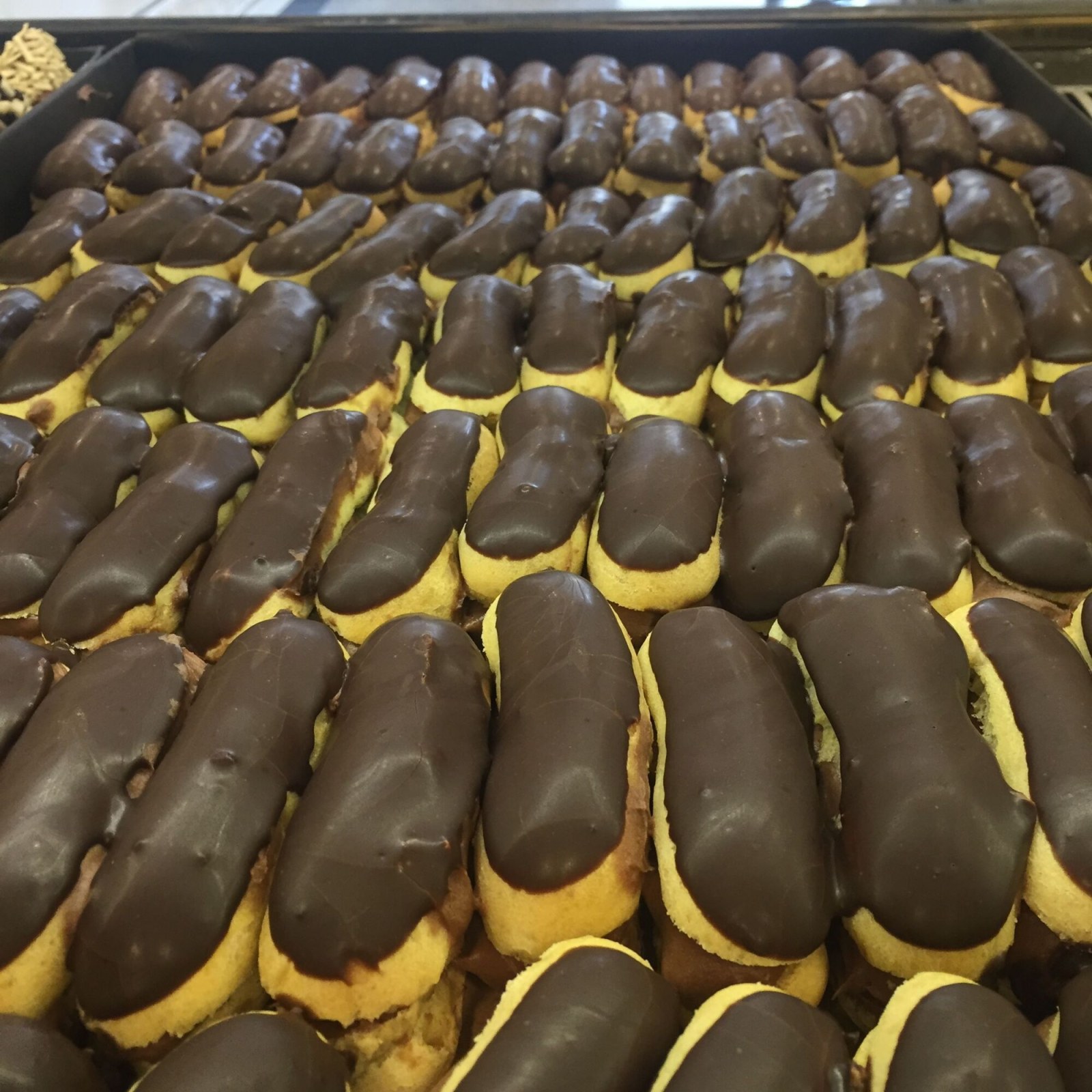 Çikolatalı Ekler (1 kg.)