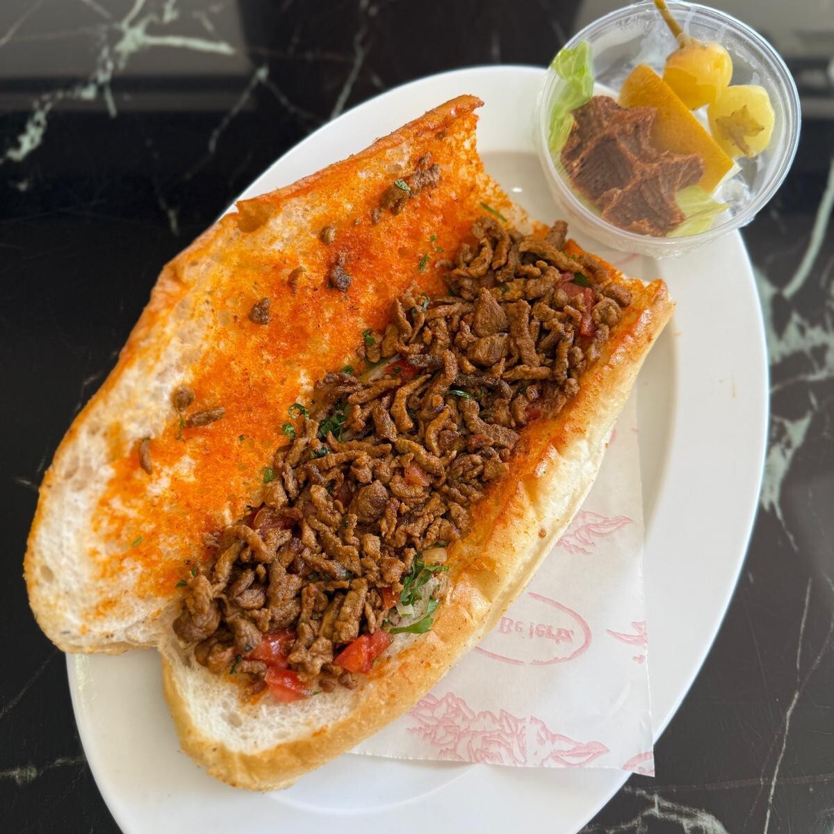 3 Çeyrek Ekmek Et Tantuni