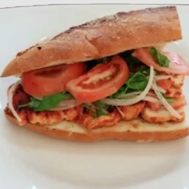 Yarım Ekmek Arası Tavuk İncik