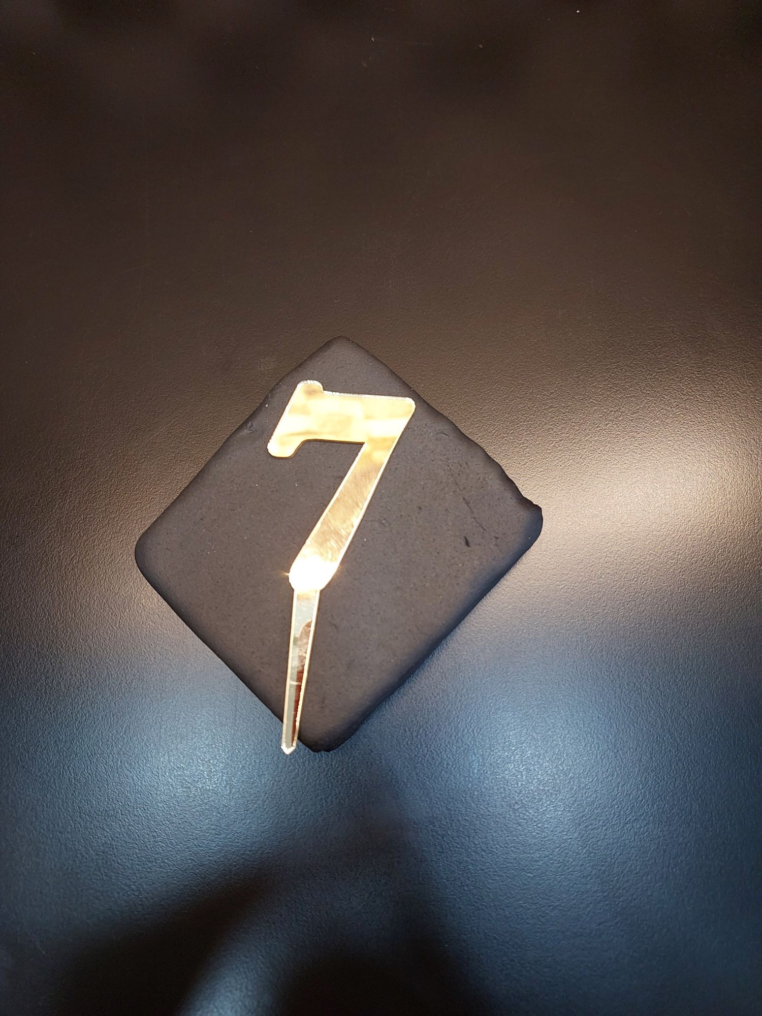 7 Rakamı Gold Pleksi