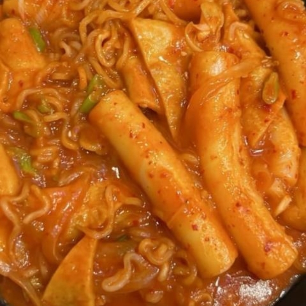 Tavuklu Noodle Tteobokki