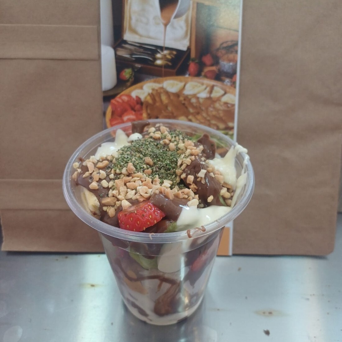 Cup Waffle Muz Çilek, Kivi